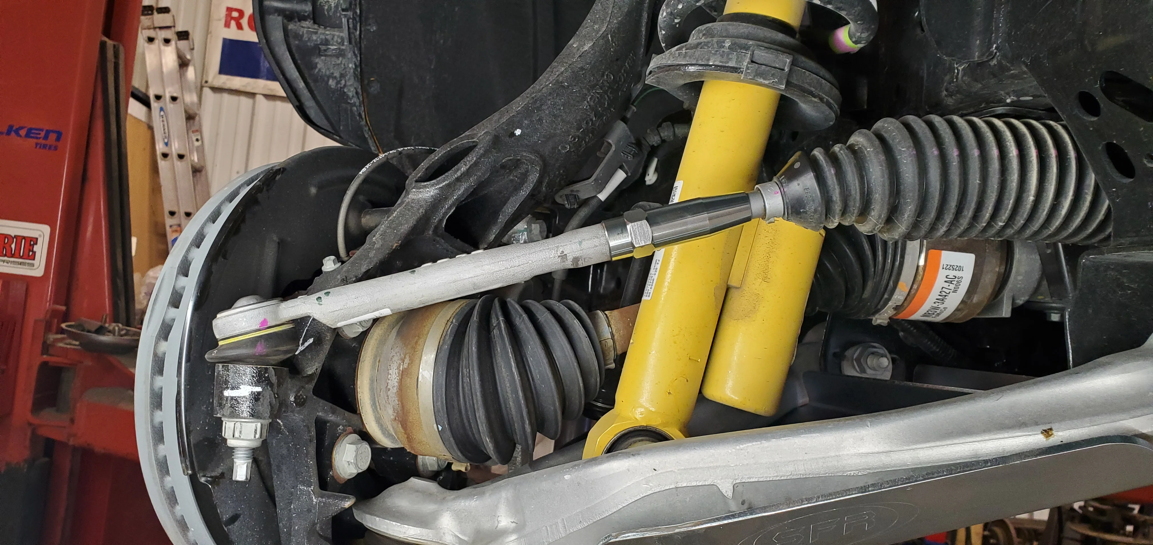 Bronco 6G Tie Rod Reinforcement Sleeves - Image 4