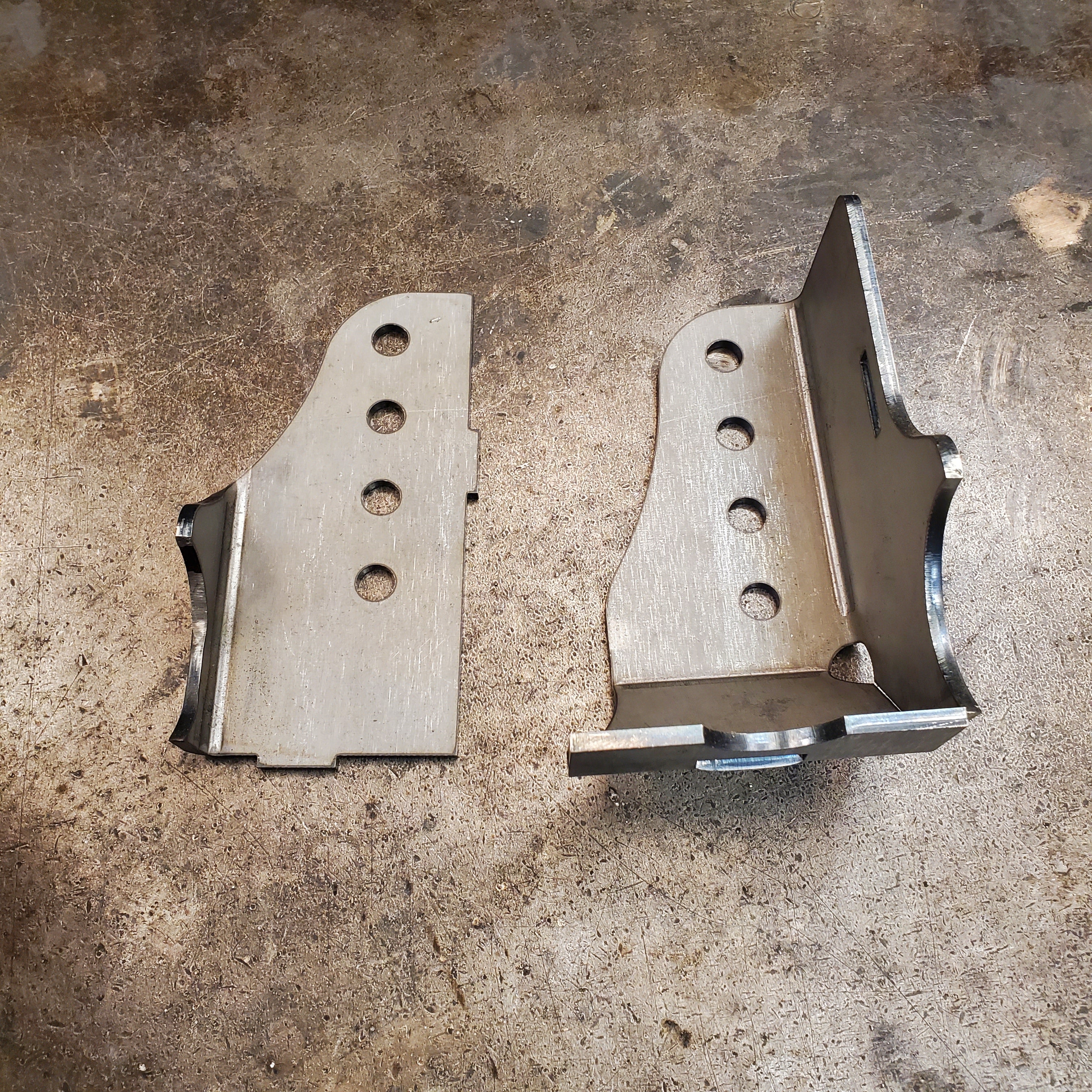 SFR Raised Track Bar Bracket (axle end) - Image 3