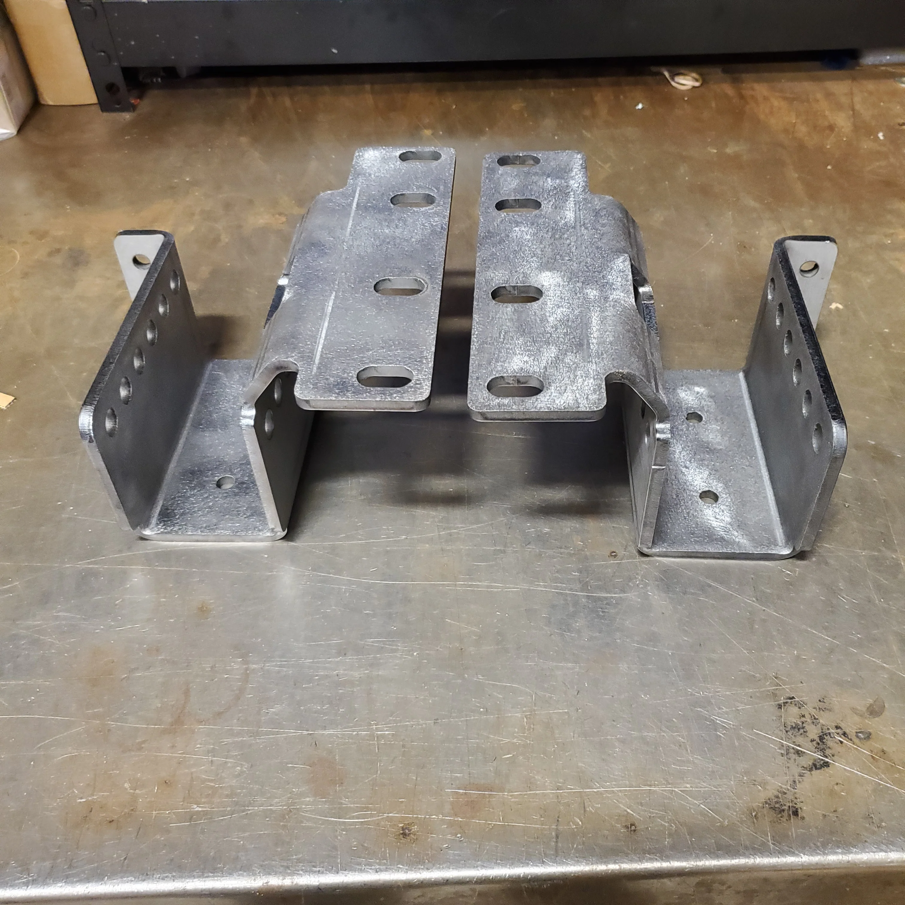 SFR XJ Shackle Relocation Brackets - Image 3